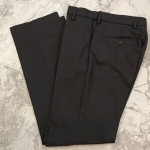 Amazon Essentials Men’s Gray Dress Pant